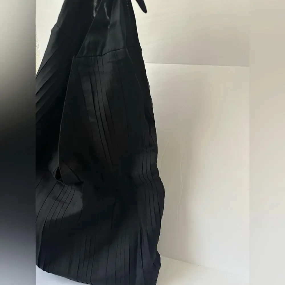 The Row Bindle Pleated Silk-organza Hobo Shoulder Bag Black Rare Knot Top